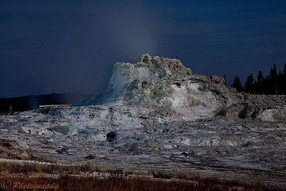 MOONLIT CASTLE GEYSER
