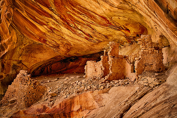 MONARCH CAVE RUINS